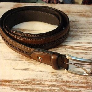 Men's TOMMY HILFIGER DOUBLE STITCHES CENTER LACE BROWN CASUAL BELT SZ- 42